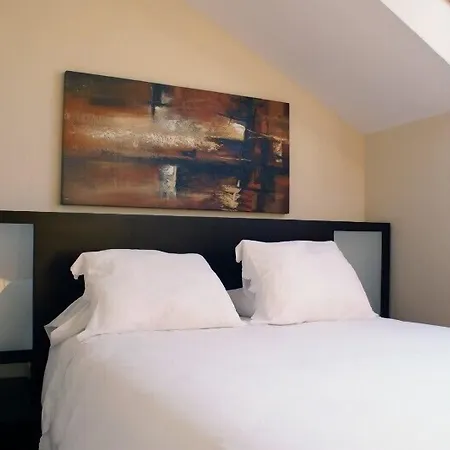 艾斯莫加马尔旅馆