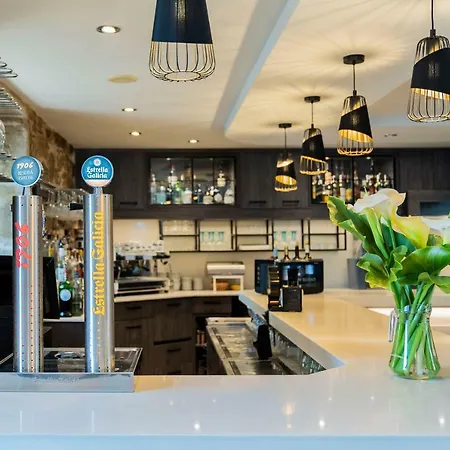 艾斯莫加马尔旅馆 宾馆