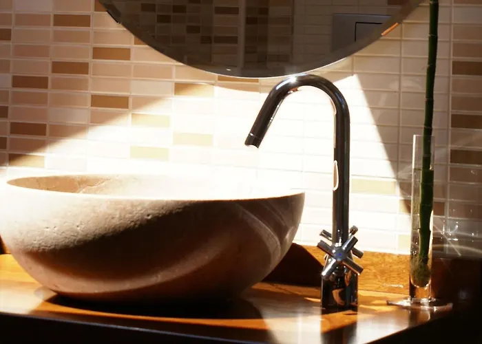 艾斯莫加马尔旅馆