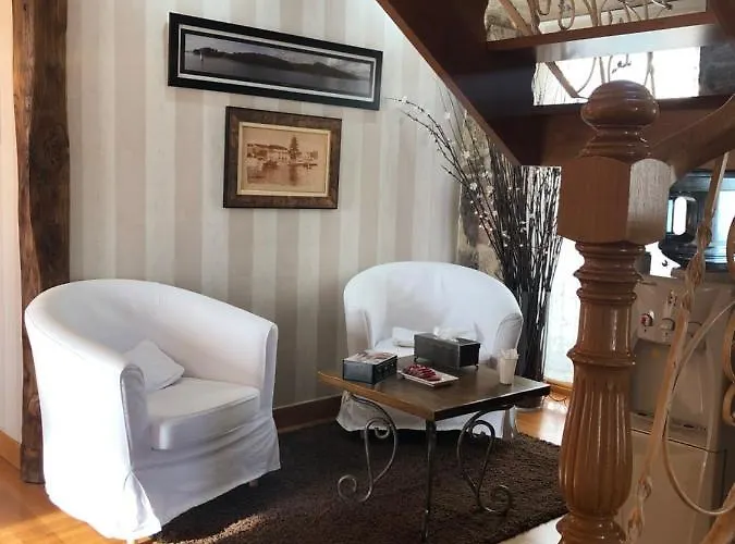 宾馆 艾斯莫加马尔旅馆 维拉加尔西亚·德·阿劳萨